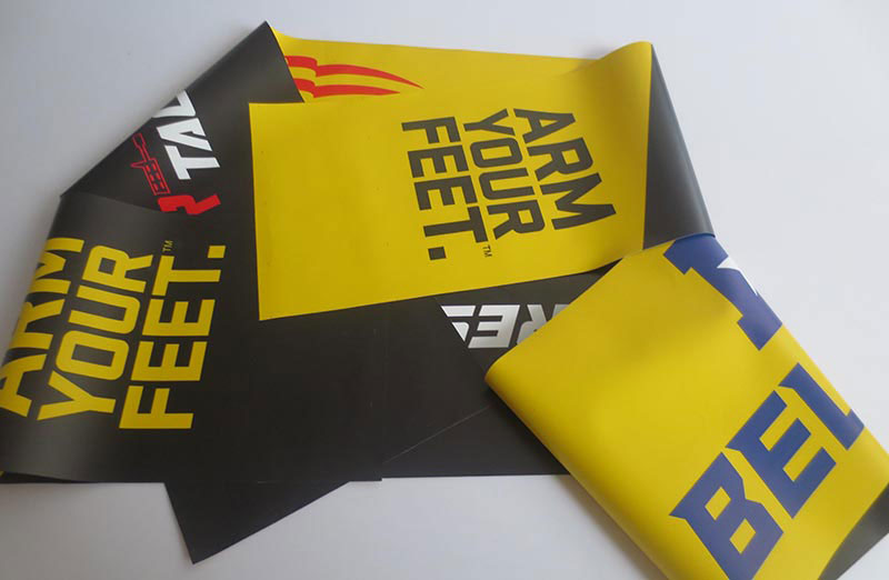 双面布吊旗喷画需注意的质量问题